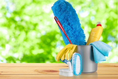 Professional pre-occupation cleaning for a commercial unit in Outhkensington