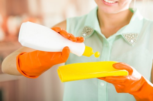 Local curtain cleaning for flats and houses in Outhkensington